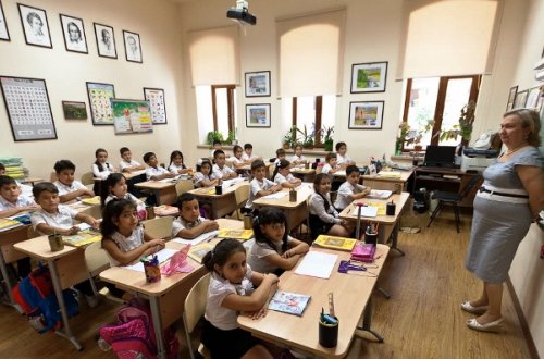 60 min müəllimin maaşı artırılacaq