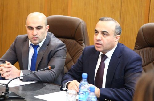 Prezident Adminstrasiyası rəsmisinin iştirakı ilə QHT-lərin xarici əlaqələri müzakirə edilib