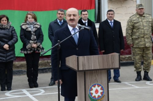 Nəsimi rayon ictimaiyyəti cəbhə bölgəsində xidmət edən əsgərlərlə Novruz bayramını qeyd etdilər