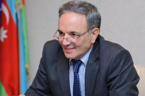 Əflatun Amaşovdan jurnalistlərin əfvinə görə prezidentə təşəkkür etdi