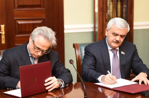 Azərbaycan yeni neft müqaviləsi imzaladı