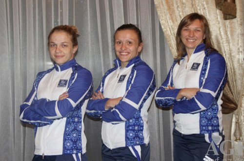 Qadın güləşçilərimiz də getdi