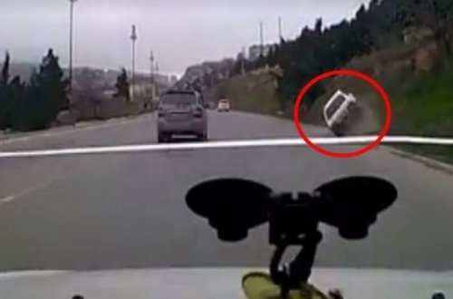 Bakıda sürücü son anda ölümdən döndü