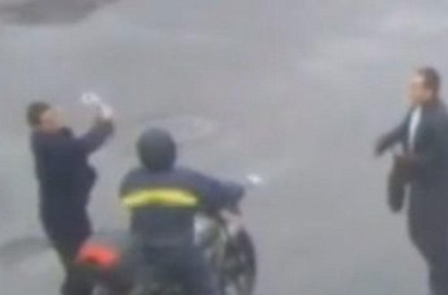 Bakıda gülməli qəza: sürücünü şapalaqladılar