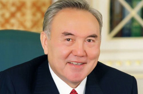 Nazarbayev Bakıya