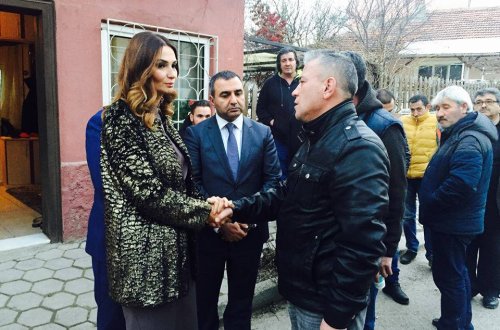 Millət vəkili son terror hadisələri zamanı şəhid olan insanların ailələrini ziyarət edib