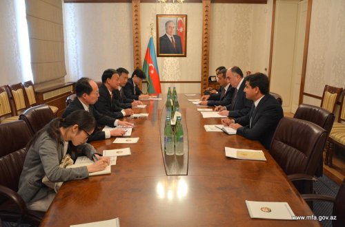 Elmar Məmmədyarov Motome Takisavanı qəbul edib