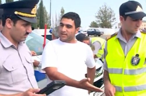 Sürücülərlə polislərin mübahisəsi: 