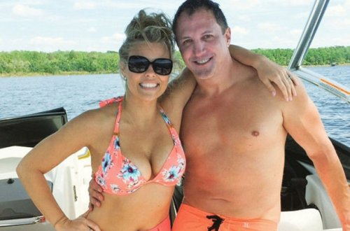 Milyonçunun nişanlısı pula görə özünü döydü – VİDEO