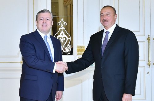 İlham Əliyev Kvirikaşvili ilə görüşüb - FOTO