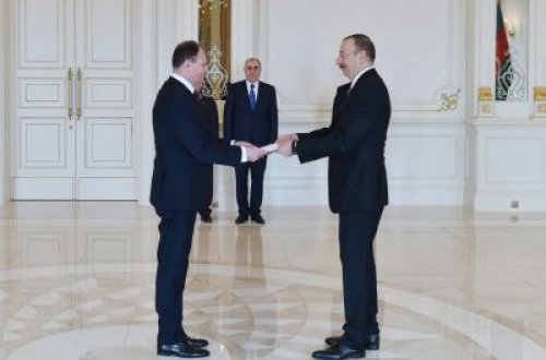 Prezident İlham Əliyev Moldova səfirinin etimadnaməsini qəbul edib