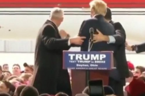 Cangüdənlər Donald Trampı hücumdan xilas etdilər