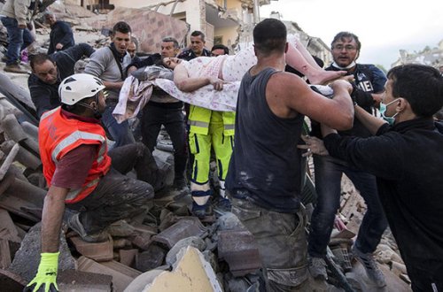 Zəlzələdə ölənlərin sayı 120-yə çatdı