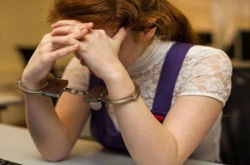 Bakıda qadın qohumunun evindən oğurluq etdi