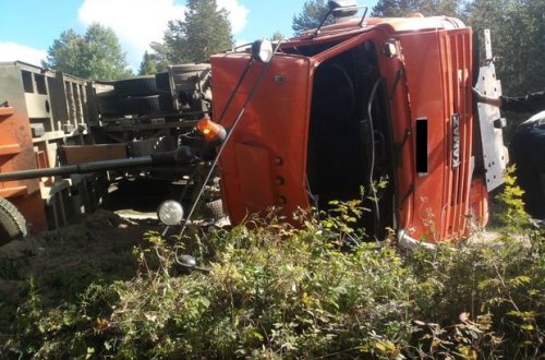 Hacıqabulda “KamAZ” aşdı: Ölən var