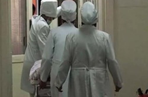 Doğuş zamanı bətnindən cürümüş döl çıxarıldı