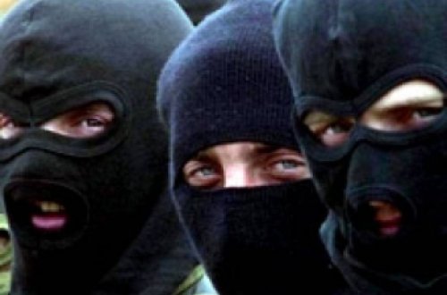 Maskalı quldurlara 42 il cəza - BAKIDA