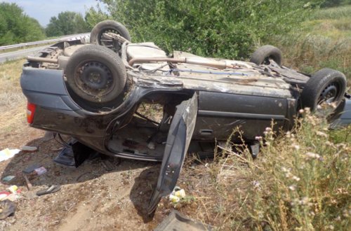 Sumqayıtda maşın aşdı