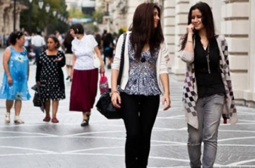 Hər 10 qadın 21 uşaq...