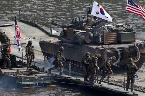 Cənubi Koreya və ABŞ tarixdə ən iri birgə hərbi təlimləri keçirəcək