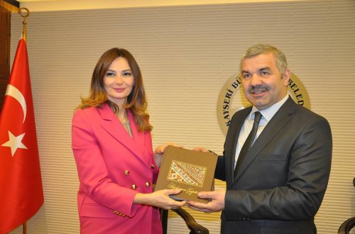 Qənirə Paşayevanın təklifi ilə Kayesridə Qarabağ parkı salınacaq