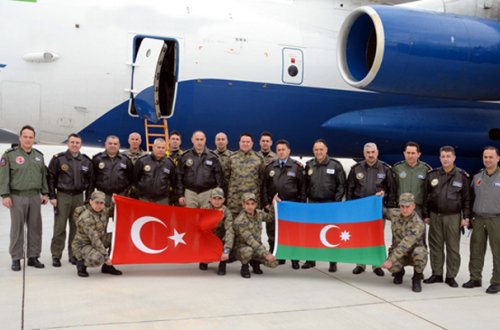 Hərbçilərimiz Türkiyəyə yola düşdülər