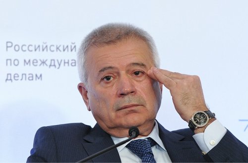 Azərbaycanlı milyarder prezidentliyə namizəd oldu