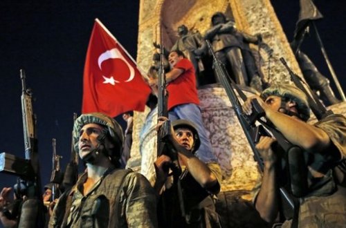 3 general və 60 zabit