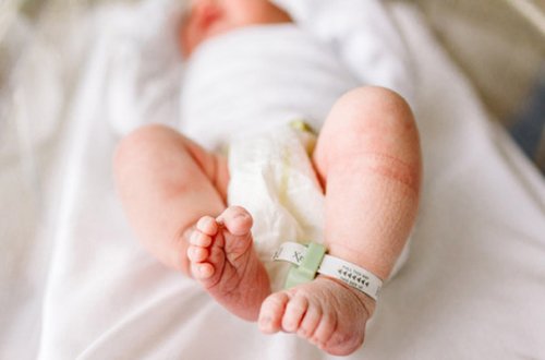 Azərbaycanda ana doğduğu övladını qəbul etmir