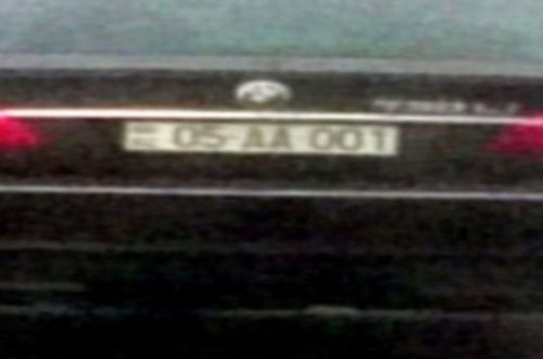 İcra hakimiyyətindən 200-lə gedən maşınla bağlı ikibaşlı açıqlama