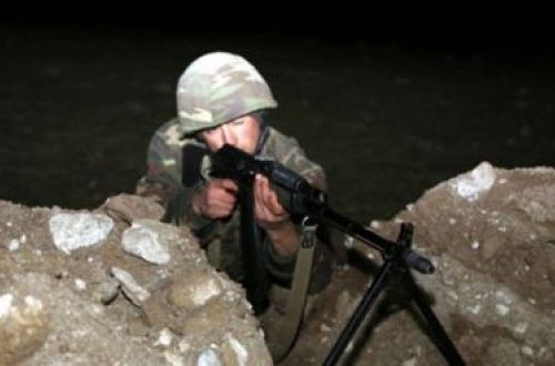 Cəbhədə güclü atışma