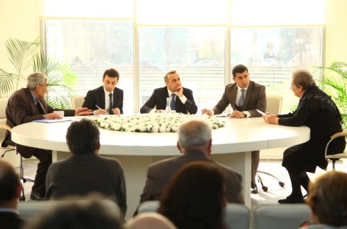 Azay Quliyev Binəqədidə seçiciləri ilə növbəti görüşünü keçirib