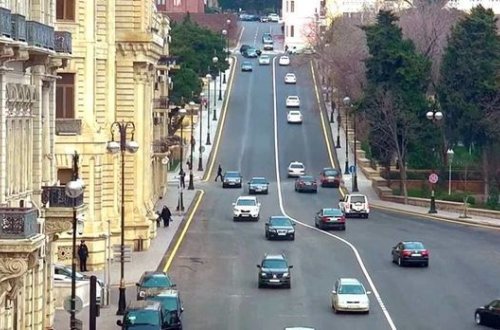 Bakının tarixi daşlı yola asfaltın çəkilməsi ilə bağlı
