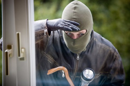 Oğru tutuldu, üzərində heroin tapıldı