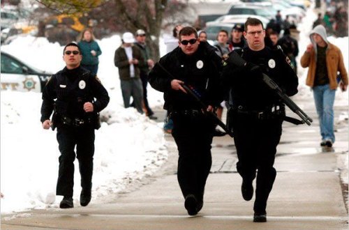 ABŞ-da ata ailəsini güllələdi