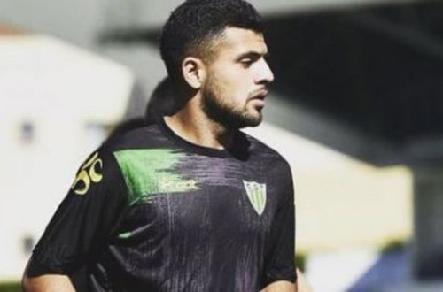 “Şampan süzüb, zorla məni içirtməyə çalışdı”