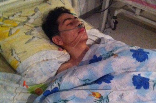 Binədə 8-ci sinif şagirdi bıçaqlandı