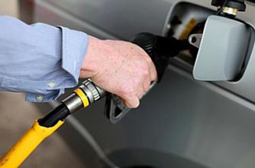 Türkiyədə benzin yenidən ucuzlaşdı