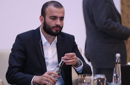 `Azərbaycan saytlarında boşluqlar var`