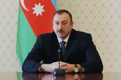 İlham Əliyev İrana səfər öncəsi “Twitter”də yazdı