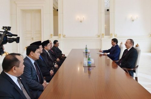 İlham Əliyev Fahri Hamzahı qəbul edib