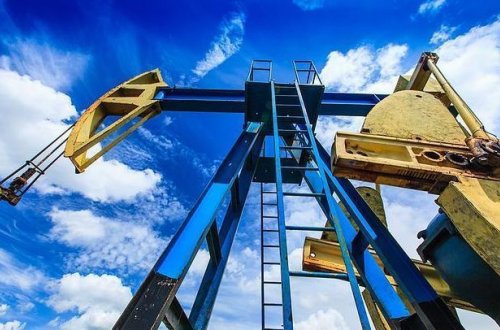 Neftin bir bareli 35 dolları keçdi