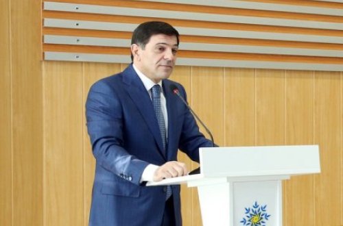 Binəqədi Rayon İcra Hakimiyyətində vətəndaş müraciətlərinə baxılması ilə əlaqədar müşavirə keçirilib