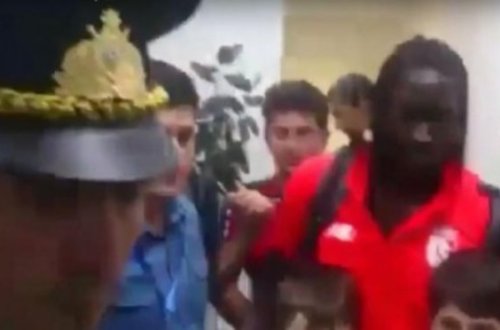 Bakıda portuqaliyalı ulduzla şəkil çəkdirmək üçün polislə dalaşdı