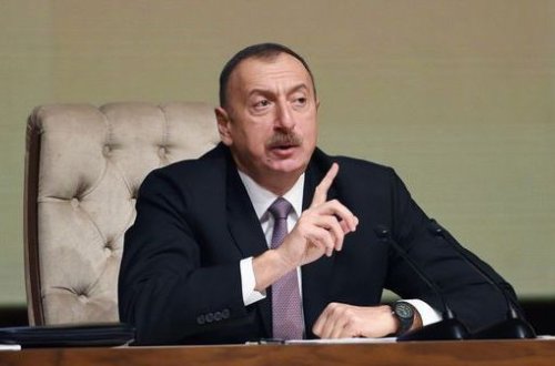 İlham Əliyev: Xaricə satan sahibkar dövlət tərəfindən vəsait alacaq