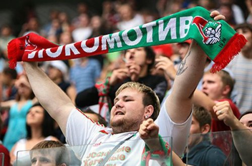 Türkyədə rusiyalı futbolçuları daşa basdılar