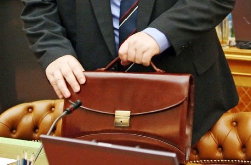 Azərbaycanda komitə sədrinə yeni