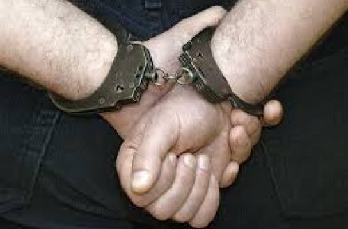 Bakıda mənzillərdən oğurluq edən şəxsə hökm oxundu