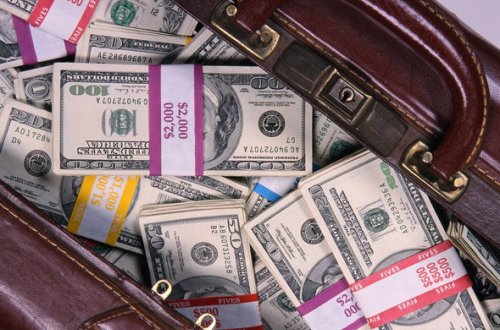 Valyuta ixracına nəzarət niyə vacib idi?