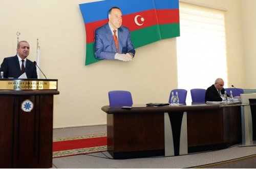 Bakıda məmurlar üçün dini mövzuda seminar keçirilir